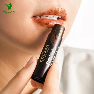 Bộ 3 Cà phê Đắk Lắk tẩy da chết Cocoon: Cơ thể 200ml, Da mặt 150ml, Son môi 5g - Giá chỉ 310.000 VND 8