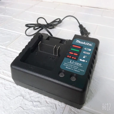 Bộ 3 pin 20cell cho máy xiết bulong Makita 4cm 2.000N - Giá ưu đãi 308.000₫