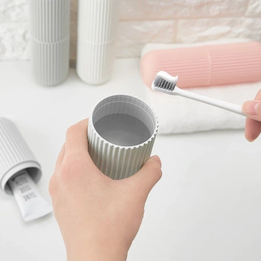 Bộ 3 trong 1 Du lịch: Hộp đựng bàn chải, cốc súc miệng, kem đánh răng - 8.811₫