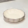 Bộ 4 Đĩa Nhựa Viền Bạc Hình Hoa Lòng Sâu - Khay Bánh Kẹo, Hạt Hướng Dương, Decor Tết 9