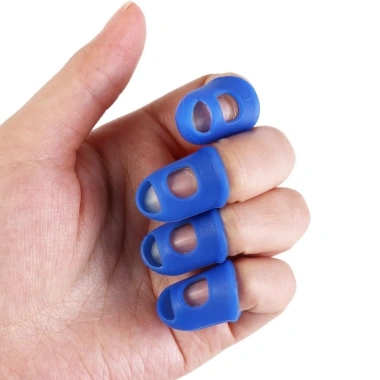 Bộ 4 Găng Tay Bảo Vệ Ngón Tay Guitar & Ukulele Silicon Thimble Chống Trượt 9