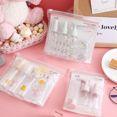 Bộ 5 Chai Lọ Chiết Mỹ Phẩm Du Lịch Công Tác Cute Dễ Thương, Loại To - 61.750₫ 3 Bộ 5 Chai Lọ Chiết Mỹ Phẩm Du Lịch Công Tác Cute Dễ Thương, Loại To - 61.750₫ 3