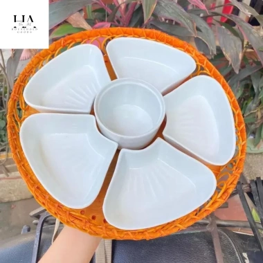 Bộ 5 chiếc bát dĩa hoa mặt trời sứ Bát Tràng cao cấp kèm khay mây giá 149.000₫