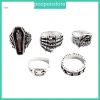 Bộ 5 Nhẫn Móc Thắt Lưng Đầu Lâu Kim Loại Bạc - Phong Cách Gothic, Giá chỉ 62.732₫