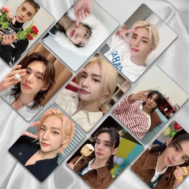 Bộ 50 tấm Thẻ Ảnh Laser Hyunjin Stray Kids LOMO KPOP Card Giá 57.200₫ 4