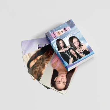 Bộ 50 Thẻ Laser Photocards Blackpink Jisoo LOMO Card KPOP Hộp Bưu Thiếp 57,200₫