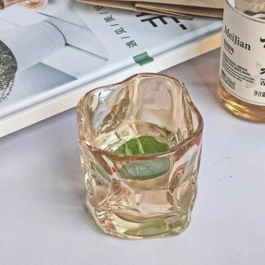 Bộ 6 cốc thủy tinh decor xoắn sang trọng - Ly whisky cao cấp, chỉ 110.000₫ 10 Bộ 6 cốc thủy tinh decor xoắn sang trọng - Ly whisky cao cấp, chỉ 110.000₫ 10
