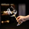 Bộ 6 ly rượu vang chân vàng 24K + bình thở xoay cao cấp - Thiết kế hiện đại, sang trọng, giá ưu đãi 270.000₫ 7