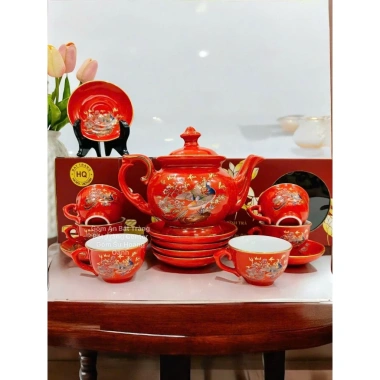 Bộ 6 mẫu ấm chén trà sứ Tro Xương Bát Tràng men đỏ cao cấp vẽ vàng Phú Quý giá ưu đãi 6 Bộ 6 mẫu ấm chén trà sứ Tro Xương Bát Tràng men đỏ cao cấp vẽ vàng Phú Quý giá ưu đãi 6