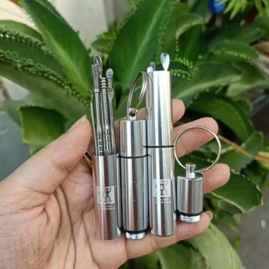 Bộ 6 món lấy ráy tai, ngoáy tai kiêm móc khóa – Thép không gỉ, Zwilling Đức – Giá 75.000₫ 2 Bộ 6 món lấy ráy tai, ngoáy tai kiêm móc khóa – Thép không gỉ, Zwilling Đức – Giá 75.000₫ 2
