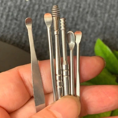 Bộ 6 món lấy ráy tai, ngoáy tai kiêm móc khóa – Thép không gỉ, Zwilling Đức – Giá 75.000₫