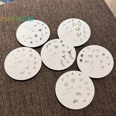 Bộ 7 đôi bông tai nữ hình học nhỏ Hàn Quốc - Nhiều cặp dễ thương, giảm 23% 6 Bộ 7 đôi bông tai nữ hình học nhỏ Hàn Quốc - Nhiều cặp dễ thương, giảm 23% 6