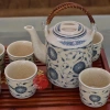 Bộ ấm chén Bát Tràng vẽ hoa dây men rạn cổ - Giá ưu đãi 450.000₫