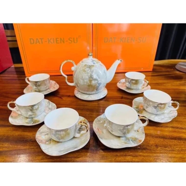 Bộ ấm chén sứ vân đá xanh nâu kèm 7 đĩa sứ rời – decor sang trọng, giá từ 1.027.290 xuống 849.000 VND