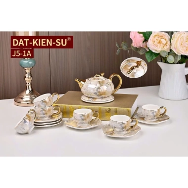 Bộ Ấm Chén Sứ Viền Vàng Uống Trà + Đĩa Rời Sang Trọng – Quà Tặng Ý Nghĩa Giá 840k VND
