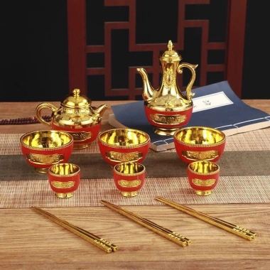 Bộ Ấm Chén Thờ Cúng Đỏ Vàng Sang Trọng - Giá Ưu Đãi 70.000 VND, Chất Lượng Cao 6 Bộ Ấm Chén Thờ Cúng Đỏ Vàng Sang Trọng - Giá Ưu Đãi 70.000 VND, Chất Lượng Cao 6