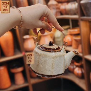 Bộ ấm chén trà Gốm sứ Bát Tràng men hoa biến màu Nâu Cát cao cấp - An toàn, chỉ 750.000đ