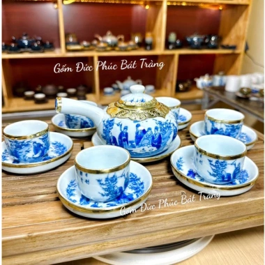 Bộ Ấm Chén Trà Men Lam Hoạ Tiết Trúc Lâm Thất Hiền Tay Cầm Ngang, Bọc Đồng, Gốm Bát Tràng, Giá ưu đãi 300.000₫