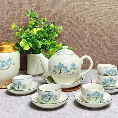 Bộ Ấm Chén Uông Trà Men Kem Hoa - Gốm Sứ Bát Tràng Cao Cấp, Giá chỉ 248.000₫ 4 Bộ Ấm Chén Uông Trà Men Kem Hoa - Gốm Sứ Bát Tràng Cao Cấp, Giá chỉ 248.000₫ 4