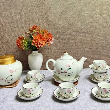 Bộ Ấm Chén Uông Trà Men Kem Hoa - Gốm Sứ Bát Tràng Cao Cấp, Giá chỉ 248.000₫