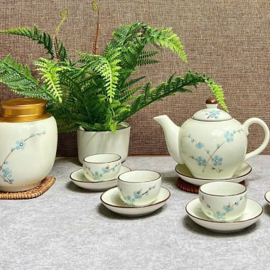 Bộ Ấm Chén Uông Trà Men Kem Hoa - Gốm Sứ Bát Tràng Cao Cấp, Giá chỉ 248.000₫ 7 Bộ Ấm Chén Uông Trà Men Kem Hoa - Gốm Sứ Bát Tràng Cao Cấp, Giá chỉ 248.000₫ 7