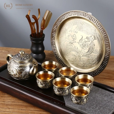 Bộ ấm trà đồng Long Phụng Sum Vầy 6 ly - Hoa văn phú quý, giá ưu đãi 550.000