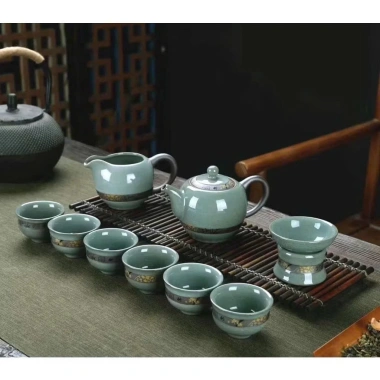 Bộ ấm trà gốm bóng sang trọng, lịch sự, 1 ấm + bộ chén lọc + 6 chén, kèm hộp quà, giá ưu đãi 299.000 VND 5 Bộ ấm trà gốm bóng sang trọng, lịch sự, 1 ấm + bộ chén lọc + 6 chén, kèm hộp quà, giá ưu đãi 299.000 VND 5