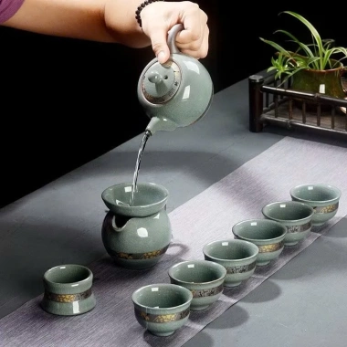 Bộ ấm trà gốm bóng sang trọng, lịch sự, 1 ấm + bộ chén lọc + 6 chén, kèm hộp quà, giá ưu đãi 299.000 VND