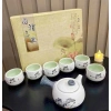Bộ ấm trà sứ hoa sen - 6 chén gốm, hộp túi tặng biếu, ưu đãi 99.000 VND