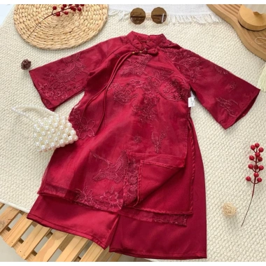 Bộ áo dài 4 tà gấm hạc, quần lụa dâu dâu Kids Shop - Giá ưu đãi 230.000đ 5 Bộ áo dài 4 tà gấm hạc, quần lụa dâu dâu Kids Shop - Giá ưu đãi 230.000đ 5