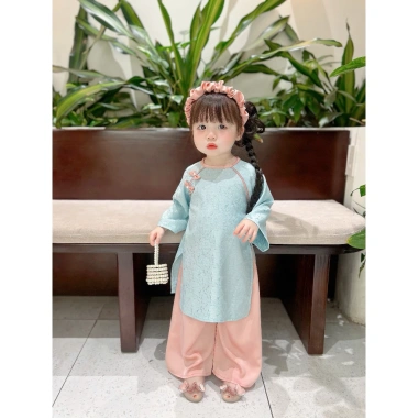 Bộ Áo Dài Gấm Lụa Cao Cấp Cho Bé, Tặng Kèm Bờm, Giá Ưu Đãi 169.600₫ Đón Tết 7