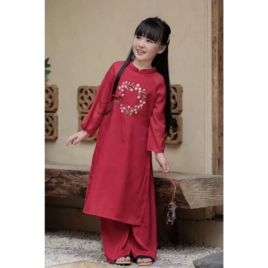 Bộ áo dài tết cúc chi cho bé gái - tơ lụa mềm mịn, tặng kèm bờm, giá chỉ 325.000