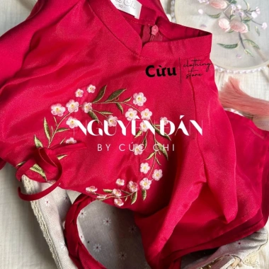 Bộ áo dài tết cúc chi cho bé gái - tơ lụa mềm mịn, tặng kèm bờm, giá chỉ 325.000 7