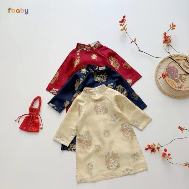Bộ Áo Dài Tết Gấm FBABY 2 Lớp Vân Thỏ cho Bé Trai & Bé Gái – Chất liệu cao cấp, Giá ưu đãi 385.000đ 4