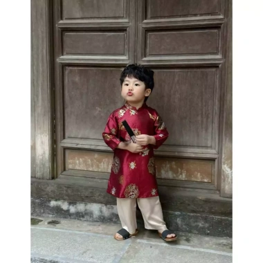 Bộ Áo Dài Tết Gấm FBABY 2 Lớp Vân Thỏ cho Bé Trai & Bé Gái – Chất liệu cao cấp, Giá ưu đãi 385.000đ 5