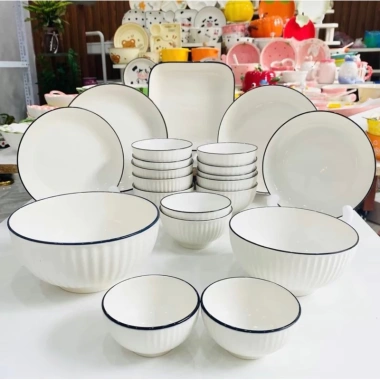 Bộ bát đĩa chén 21 chi tiết hoa văn trắng viền đen, 12 bát ăn cơm sang trọng, giá ưu đãi 69.000₫