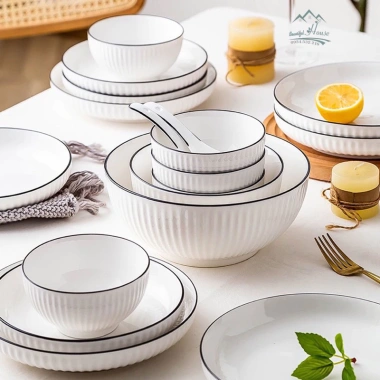 Bộ bát đĩa chén 21 chi tiết hoa văn trắng viền đen, 12 bát ăn cơm sang trọng, giá ưu đãi 69.000₫