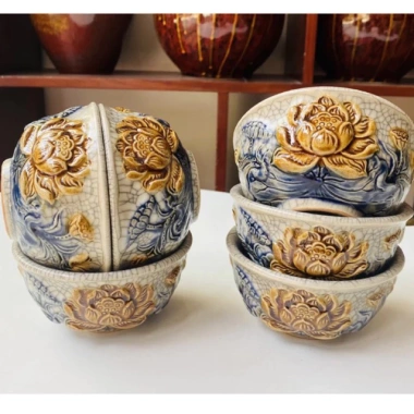 Bộ Bát Đĩa Cúng Gia Tiên Bát Tràng - Hoa Mặt Trời, Men Rạn Đắp Nổi, Hoạ Tiết Sen, Gốm Sứ Cao Cấp, Giá 720.000