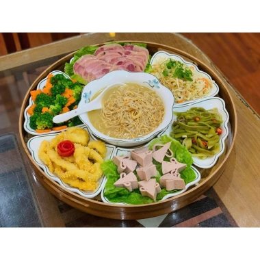 Bộ Bát Đĩa Cúng Gia Tiên Bát Tràng - Hoa Mặt Trời Vẽ Tay, Gốm Sứ Cao Cấp, Giá chỉ 650.000 VNĐ