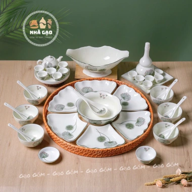 Bộ Bát Đĩa Cúng Gia Tiên Hoa Mặt Trời - Gốm Bát Tràng 45-55cm, Họa Tiết Hoa Lá - 305.000 VND