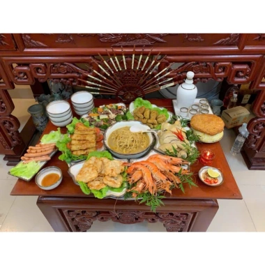 Bộ bát đĩa cúng Gia Tiên hoa mặt trời vẽ tay - Gốm sứ Bát Tràng, giá giảm 410.000₫, Hỏa Tốc HN 8