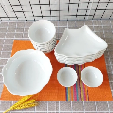 Bộ bát đĩa Hoa Mặt Trời men trắng sứ Bát Tràng Mâm cúng Tết, mồng 1, ngày rằm, giảm giá 18% 6