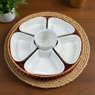 Bộ bát đĩa nhựa phíp 5 cánh hoa mai trắng bóng, siêu bền nhẹ, giá chỉ 35.000 VND 8 Bộ bát đĩa nhựa phíp 5 cánh hoa mai trắng bóng, siêu bền nhẹ, giá chỉ 35.000 VND 8