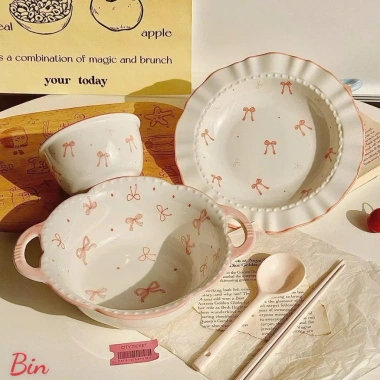 Bộ Bát Đĩa Sứ 5 Món Nơ Hồng Hàn Quốc - Kèm Tô 2 Quai, Đĩa, Bát Cơm, Giá 338.999₫