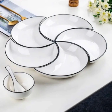 Bộ bát đĩa sứ decor hoa mặt trời: Sét đĩa mặt trăng 5 cánh trắng viền đen 42cm, giá 85.000₫ 3
