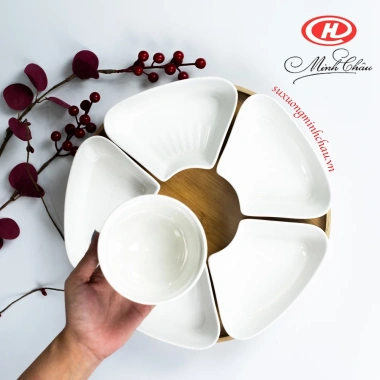 Bộ bát đĩa sứ Minh Châu cao cấp trắng trơn hoa mặt trời, bát cúng cơm Tết sang trọng – giá ưu đãi 483,600₫