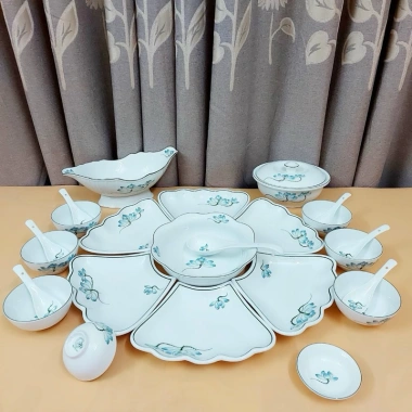 Bộ Bát Đĩa Sứ Trắng Cúng Gia Tiên 3 Size - Hoạ Tiết Sen Xanh Vẽ Tay - Quà Tặng Ý Nghĩa 280k