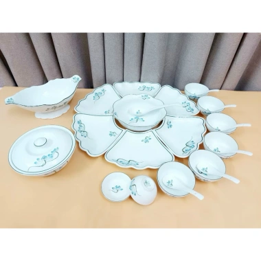 Bộ Bát Đĩa Sứ Trắng Cúng Gia Tiên 3 Size - Hoạ Tiết Sen Xanh Vẽ Tay - Quà Tặng Ý Nghĩa 280k