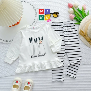 Bộ bé gái áo baby doll + quần ôm, thun in cartoon dễ thương, giảm giá 99k 9