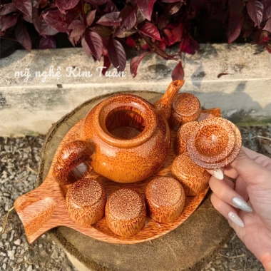 Bộ Bình Trà Gỗ Dừa kèm Khay Hình Lá Kim Tuấn - Sang Trọng, Quà Tặng Độc Đáo 4 Bộ Bình Trà Gỗ Dừa kèm Khay Hình Lá Kim Tuấn - Sang Trọng, Quà Tặng Độc Đáo 4